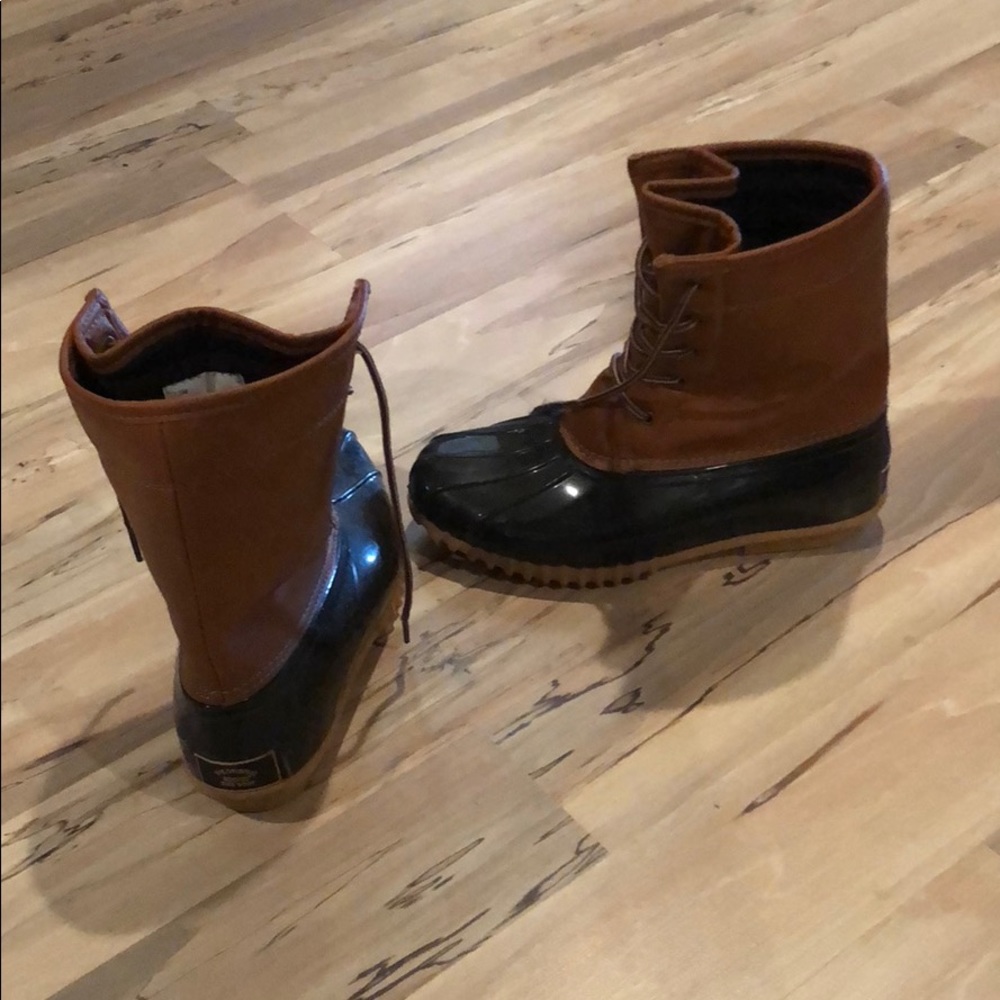 Rain boots